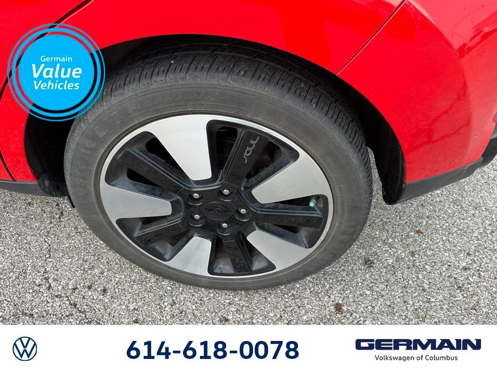 Used 2016 Red Kia Plus image 15