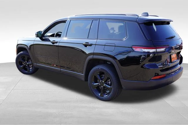 Certified Used 2025 Black Jeep Limited image 8