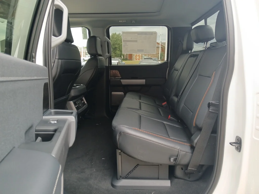 New 2026 Oxford White Ford F-250® Lariat® image 20