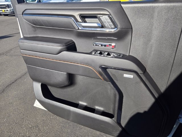 Used 2023 White GMC AT4 image 16