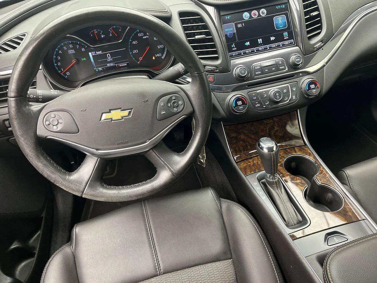 Used 2015 SILVER ICE METALLIC Chevrolet LT image 12