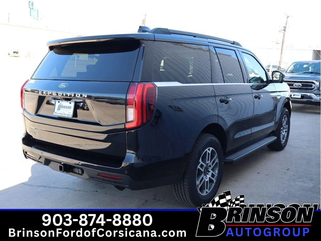 New 2026 Agate Black Metallic Ford Active image 5