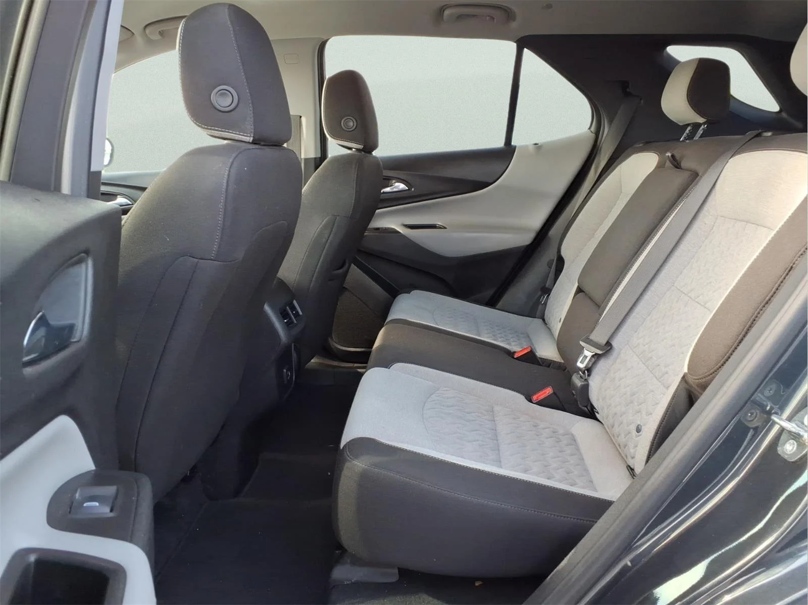 Used 2023 Iron Gray Metallic Chevrolet LT image 10