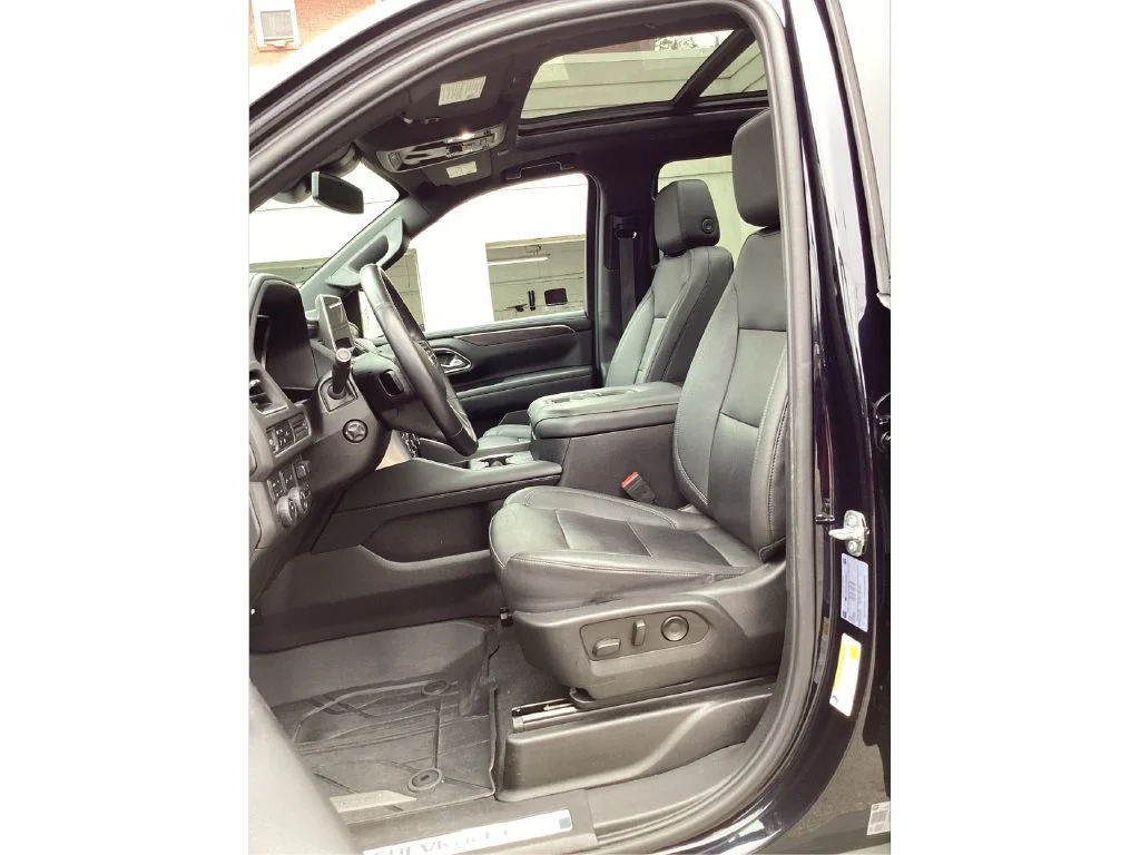 Used 2023 MIDNIGHT BLUE METALLIC Chevrolet LT image 9