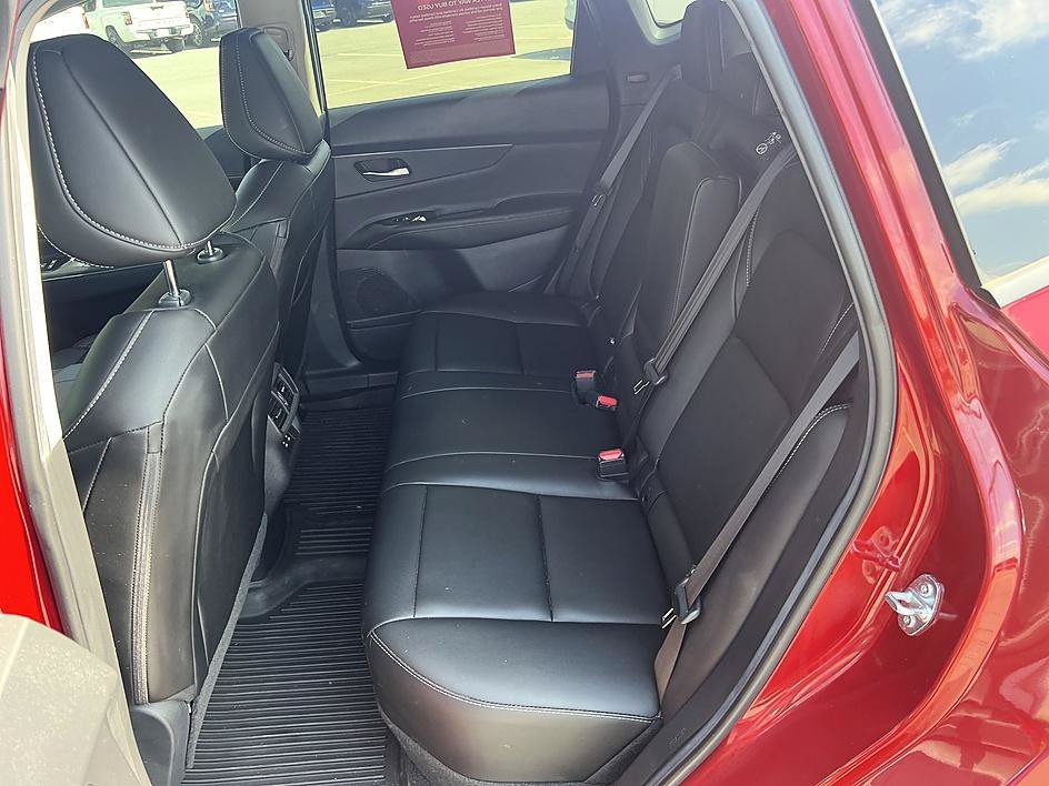 Used 2025 Scarlet Ember Tintcoat Nissan SV image 14