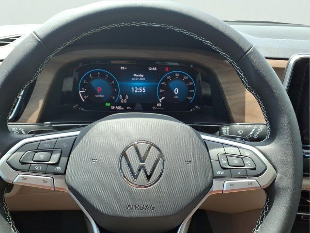 New 2026 Avocado Green Pearl Volkswagen SE w/Technology 4M image 20