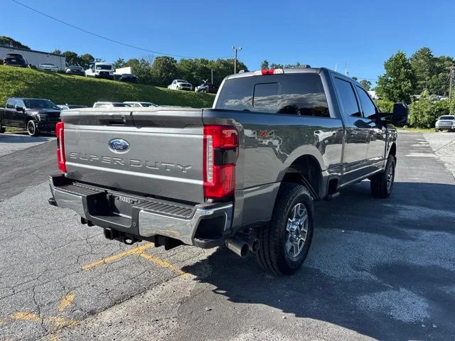 Used 2024 Gray Ford Lariat image 9