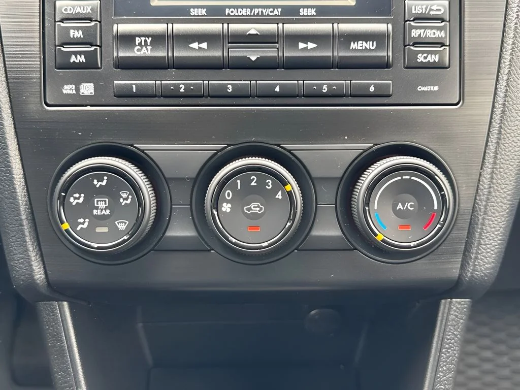 Used 2013 Gray Subaru 2.0i Premium image 18