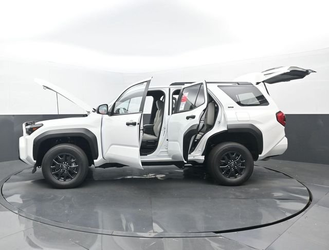 New 2026 Ice Cap Toyota SR5 image 32