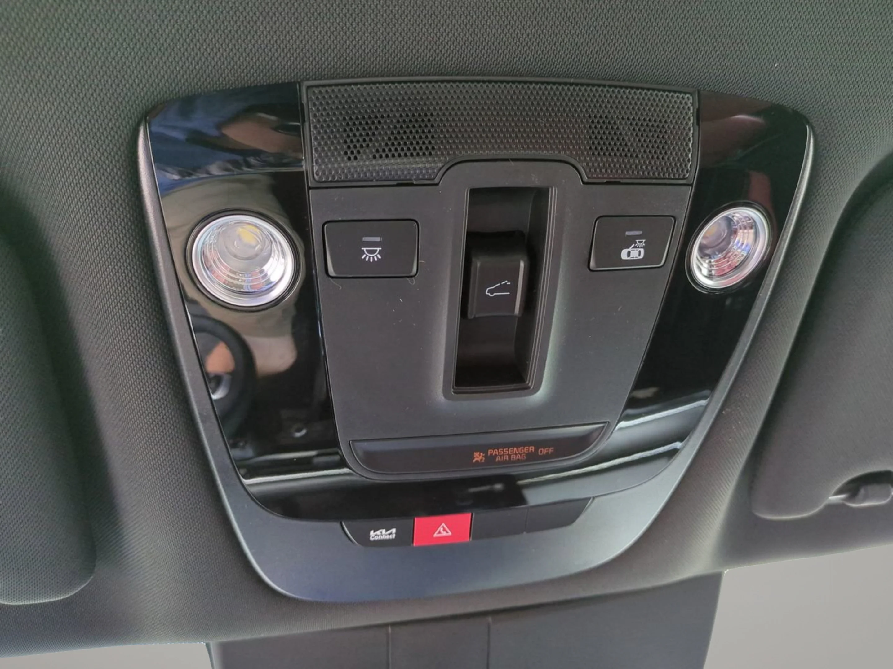 New 2026 Wolf Gray Kia GT-Line image 24
