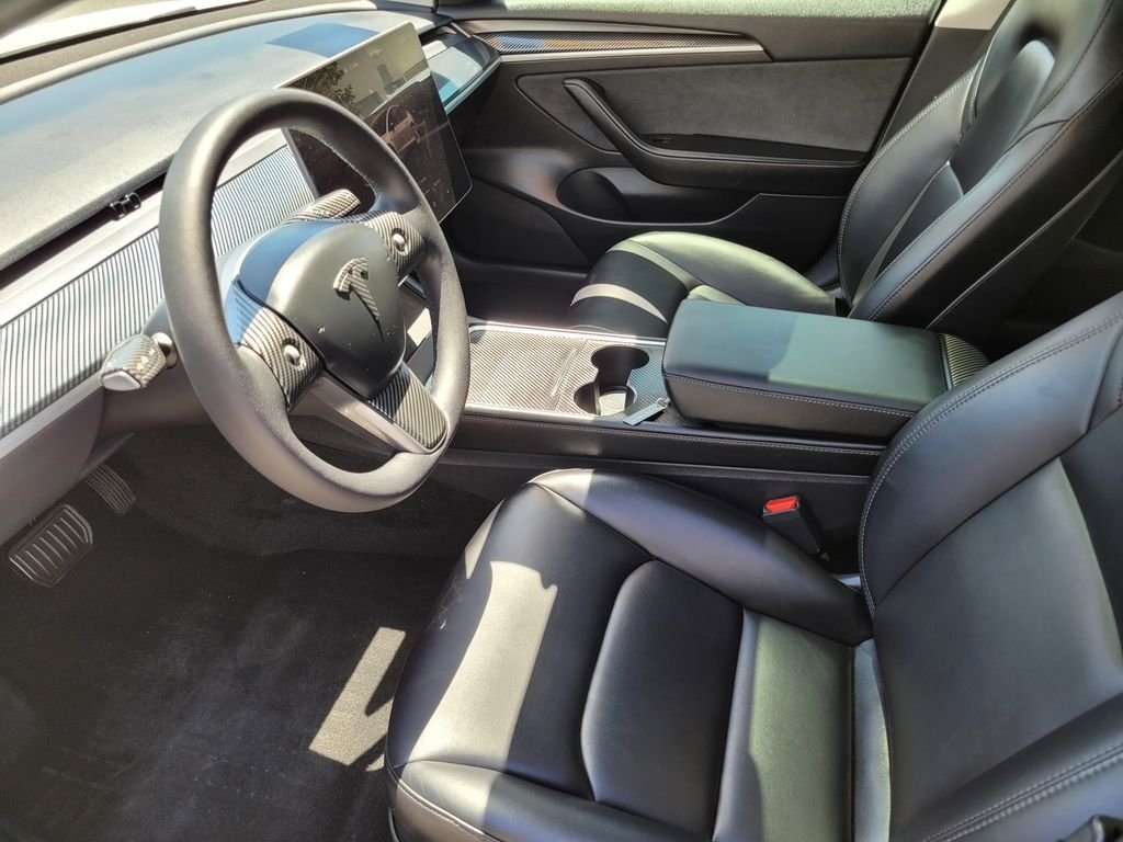 Used 2023 White Tesla Base image 15