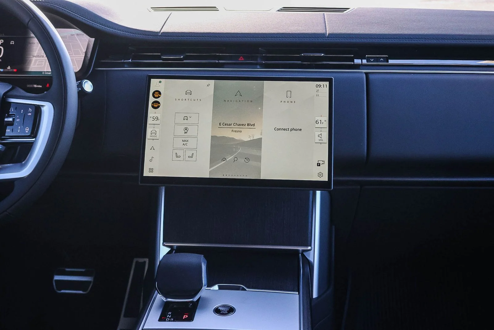 New 2026 Charente Grey Land Rover SE image 23
