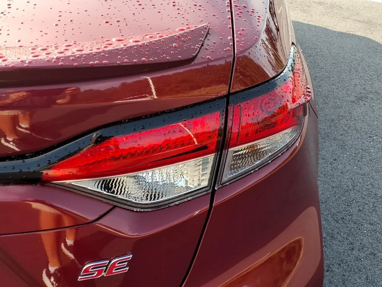 Used 2025 Ruby Flare Pearl Toyota SE image 16