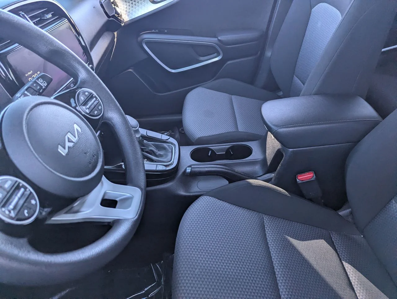 Used 2023 Surf Blue w Black Roof Kia S image 16