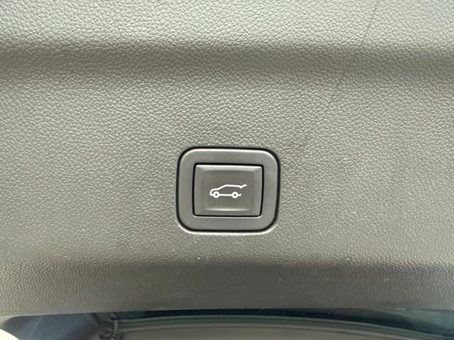 Used 2023 Black GMC Denali image 31