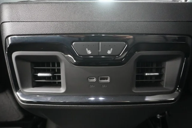 Used 2024 Onyx Black GMC AT4X image 27