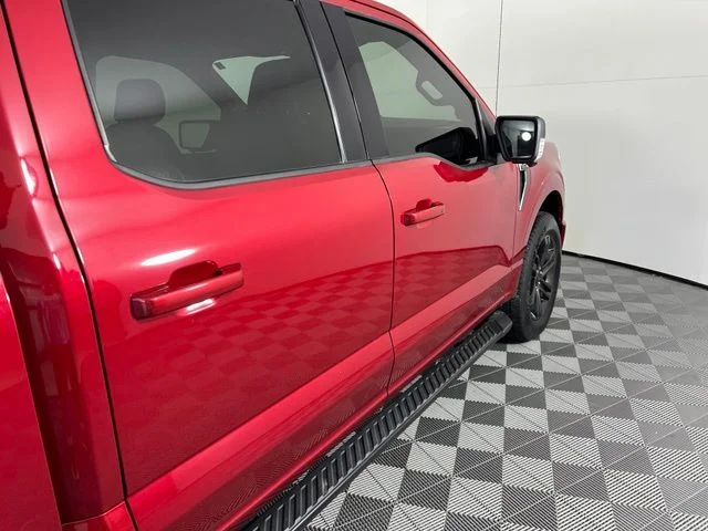 Used 2021 Red Ford XLT image 9