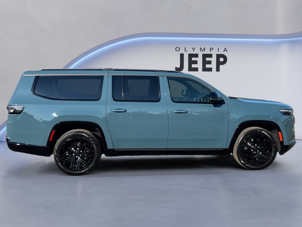 New 2026 Steel Blue Exterior Paint Jeep Limited Reserve image 7