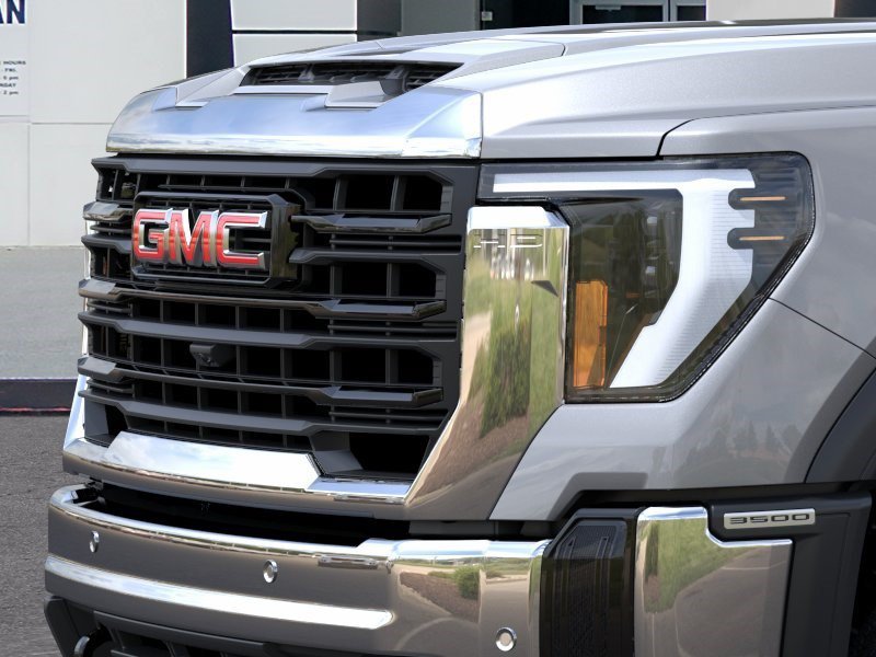 2026 GMC Sierra 3500HD Pro - Photo 13