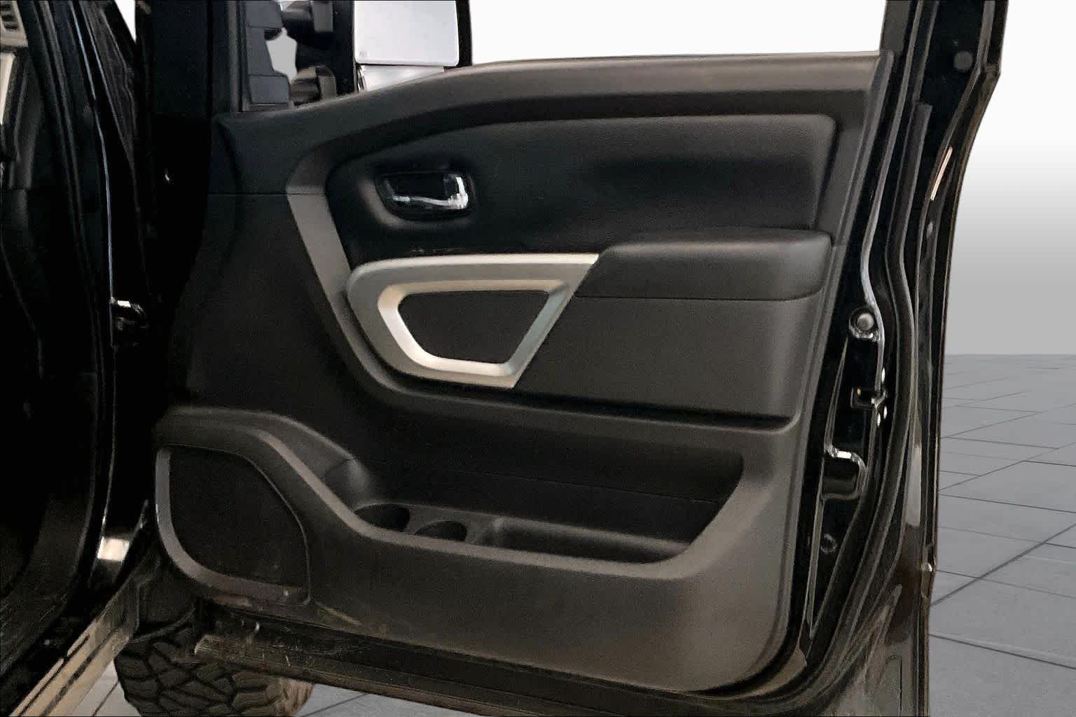 Used 2019 Magnetic Black Metallic Nissan SV image 21