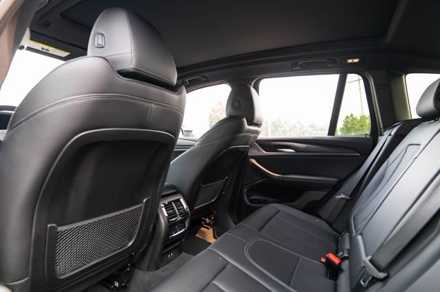 Used 2023 Jet Black BMW xDrive30i image 15