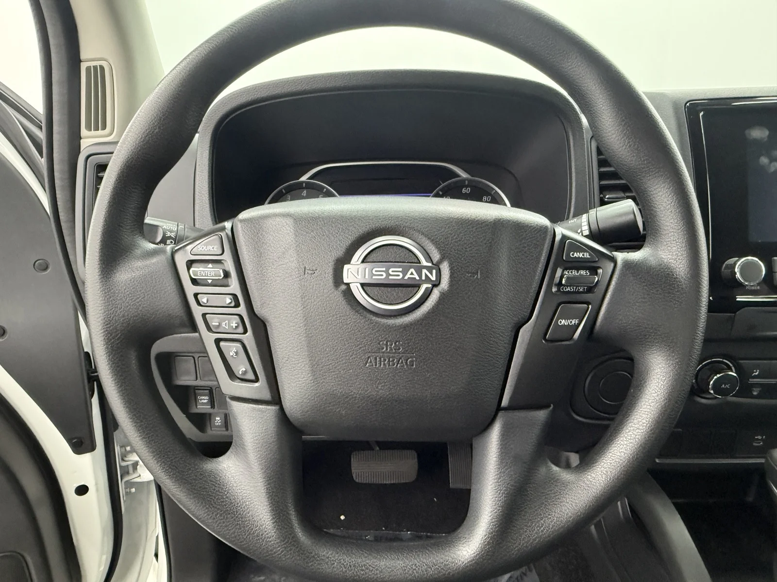Used 2024 Glacier White Nissan S king cab 4x2 image 12