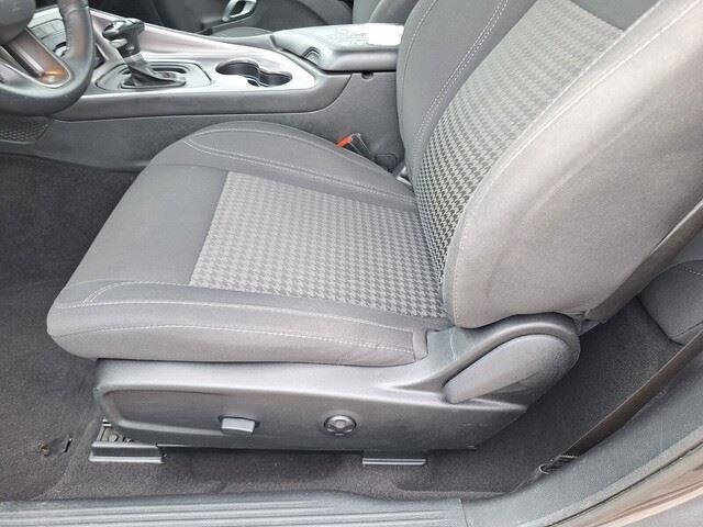 Used 2019 Granite Pearlcoat Dodge SXT image 27