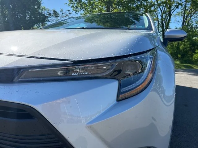 Certified Used 2024 Silver Toyota LE image 13