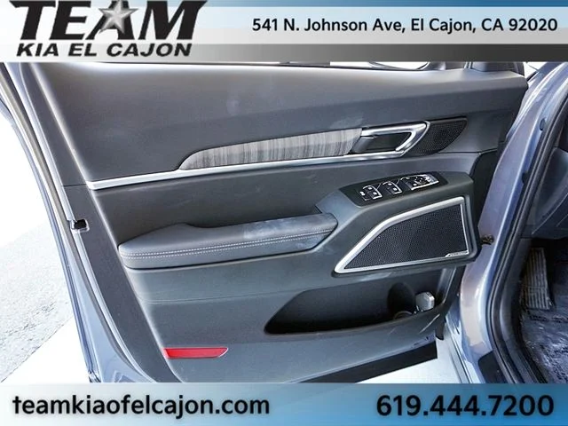 Used 2025 Silver Kia EX FWD image 24
