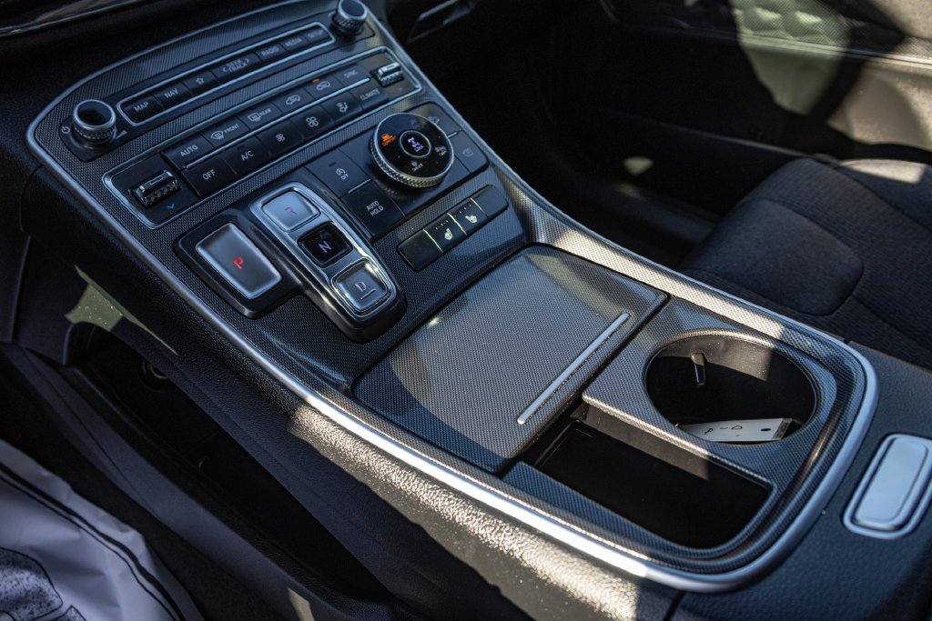 Used 2023 Silver Hyundai SEL image 20