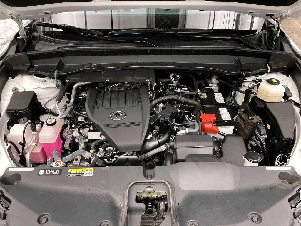 Used 2025 Beige Toyota XLE image 14