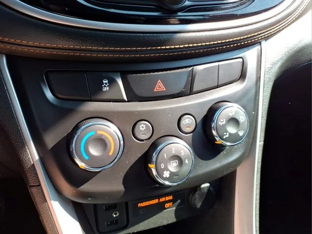Used 2017 Silver Chevrolet LS image 19