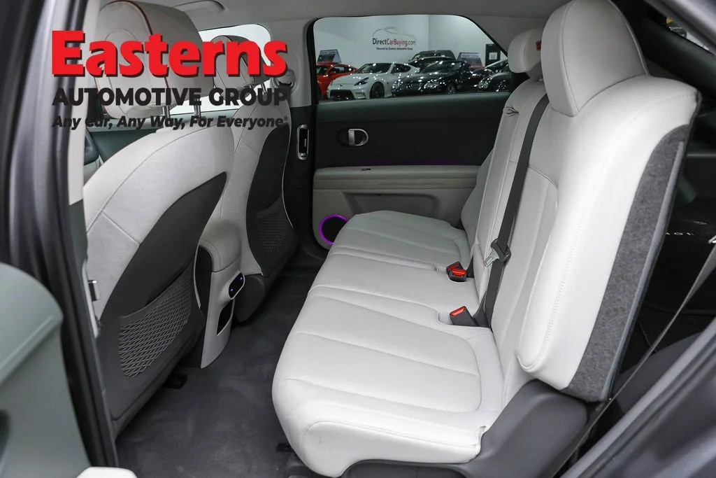 Used 2023 Gray Hyundai SEL image 21
