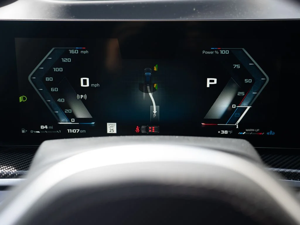Used 2025 Black BMW M60i image 24