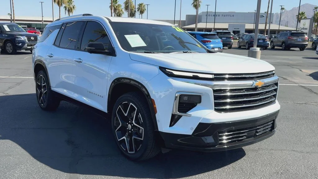Used 2026 White Chevrolet High Country image 4