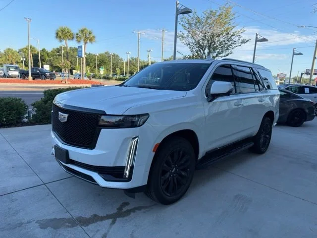 Used 2021 Crystal White Tricoat Cadillac Sport image 2