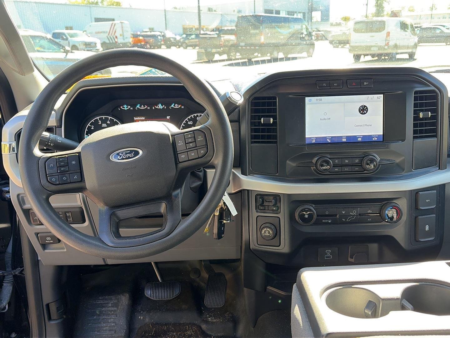 Used 2022 Agate Black Ford XL image 2