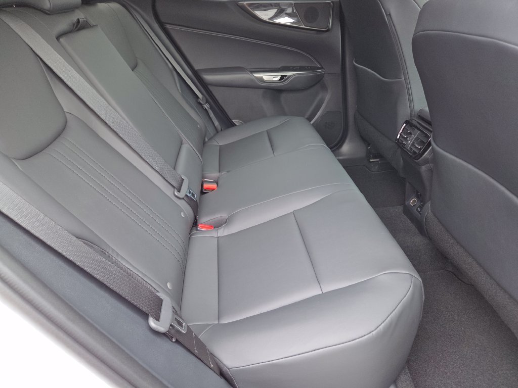 New 2026 Ultra White Lexus PREMIUM image 5
