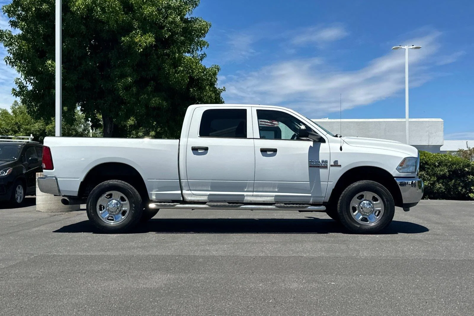 Used 2014 Bright White Clearcoat Ram Tradesman image 3
