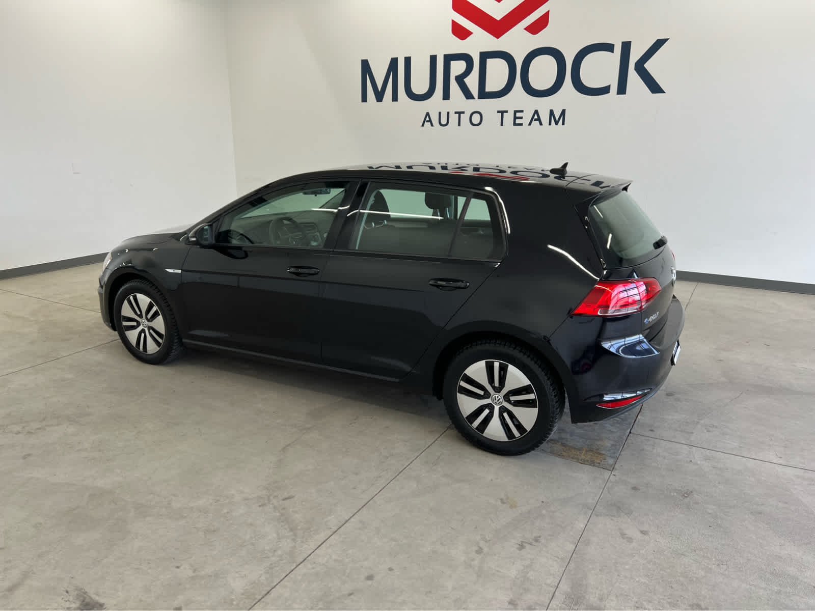 Used 2016 Volkswagen e-Golf e-Golf SE with VIN WVWKP7AU5GW910829 for sale in Logan, UT