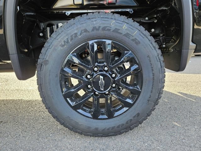New 2026 Black Chevrolet LT image 28