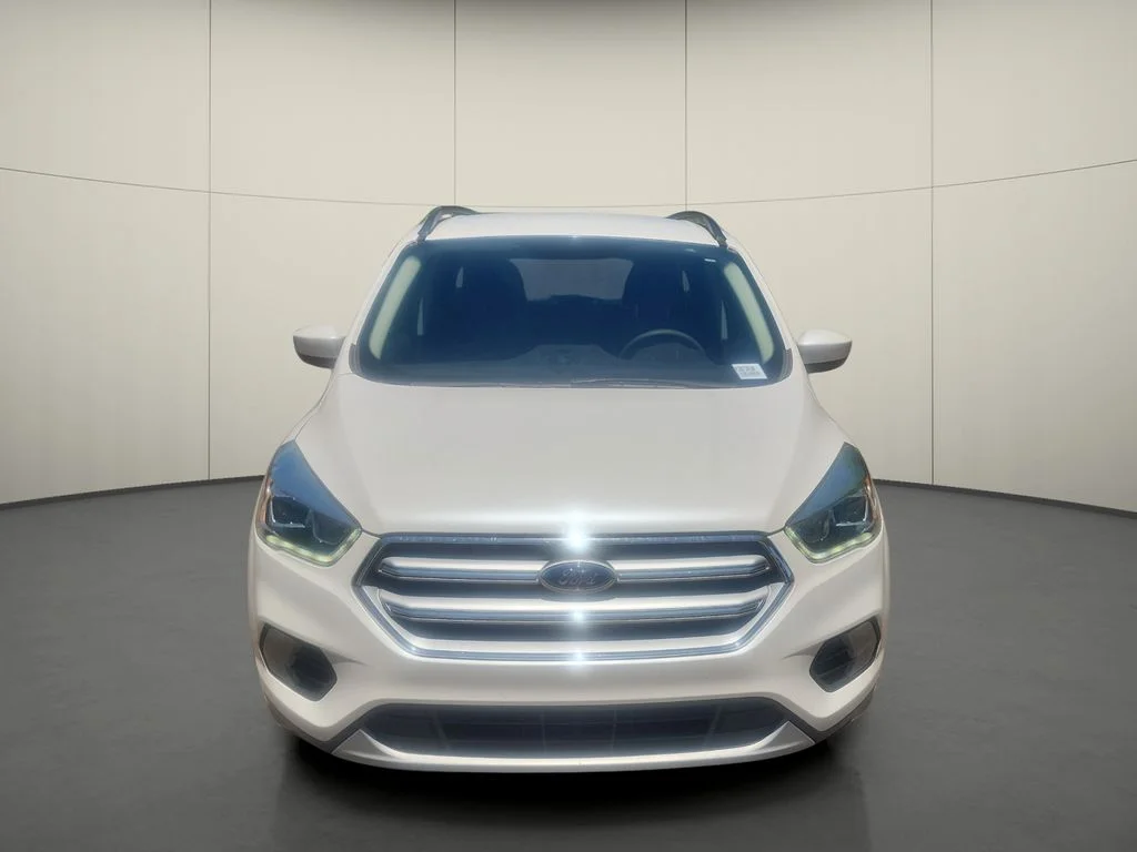 Used 2017 Ford Escape SE with VIN 1FMCU0GDXHUC26735 for sale in Mesa, AZ