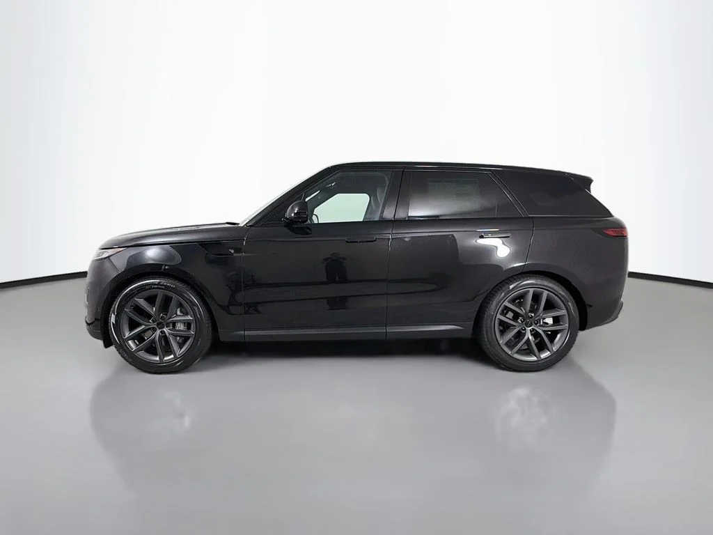 New 2027 Santorini Black Land Rover SE image 8