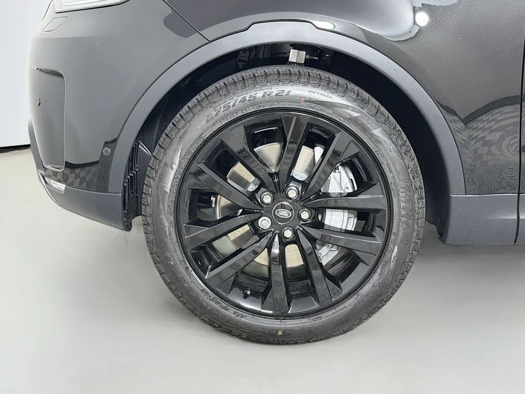 New 2026 Santorini Black Land Rover S image 33