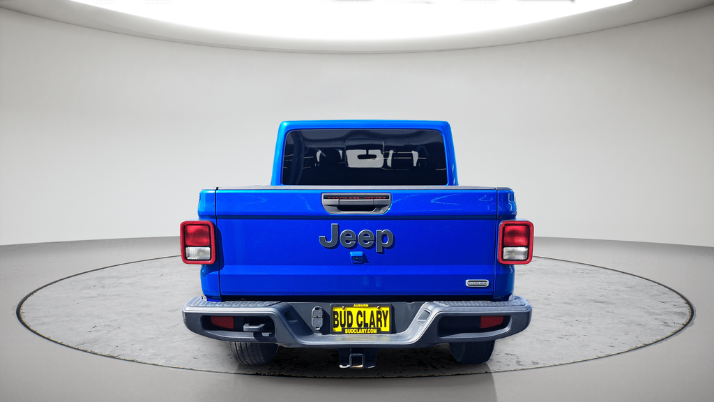Used 2020 Blue Jeep Overland image 4