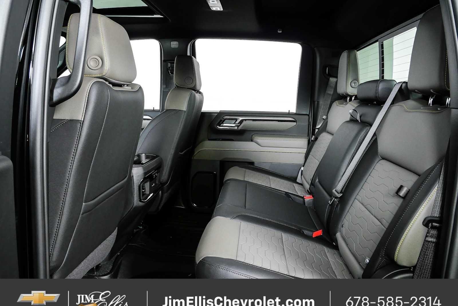 2026 Chevrolet Silverado 2500 HD ZR2 - Photo 18
