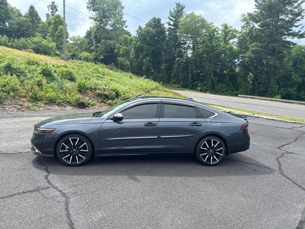 2023 Honda Accord Hybrid Touring - Photo 6