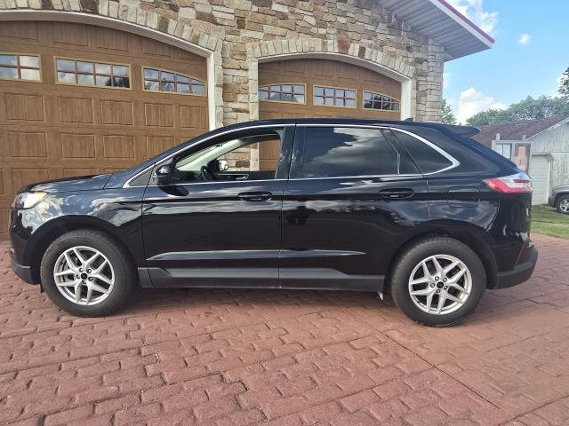 Used 2024 Agate Black FORD SEL image 6