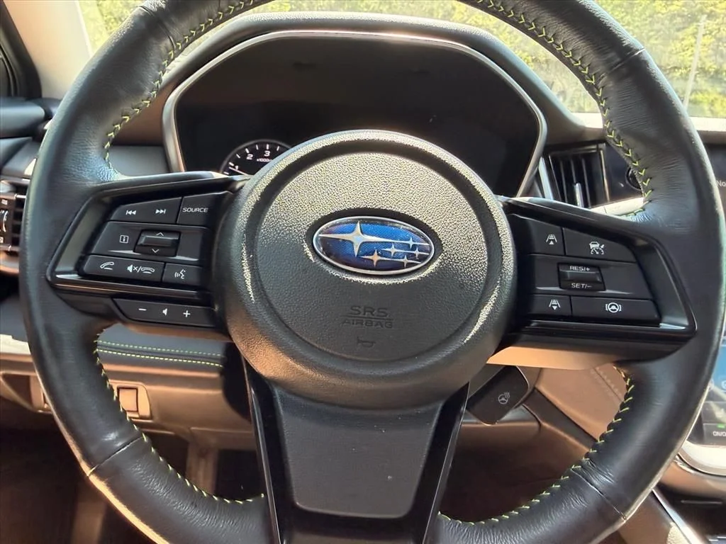 Used 2025 White Subaru Onyx Edition XT image 20