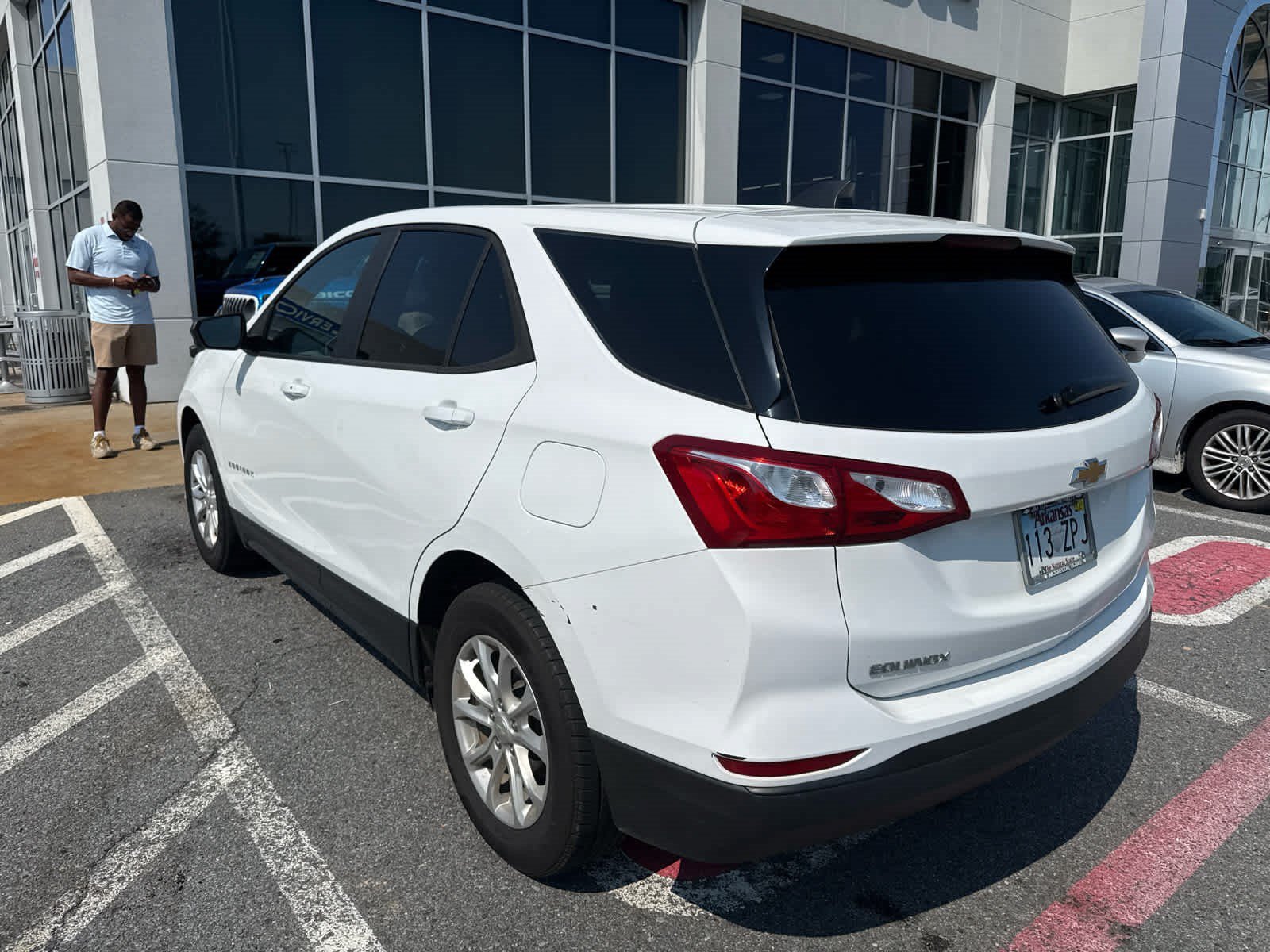 Used 2020 Summit White Chevrolet LS image 4